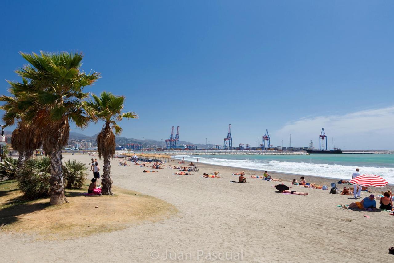 Fantastico Apartamento Junto A La Estacion Malaga Luaran gambar