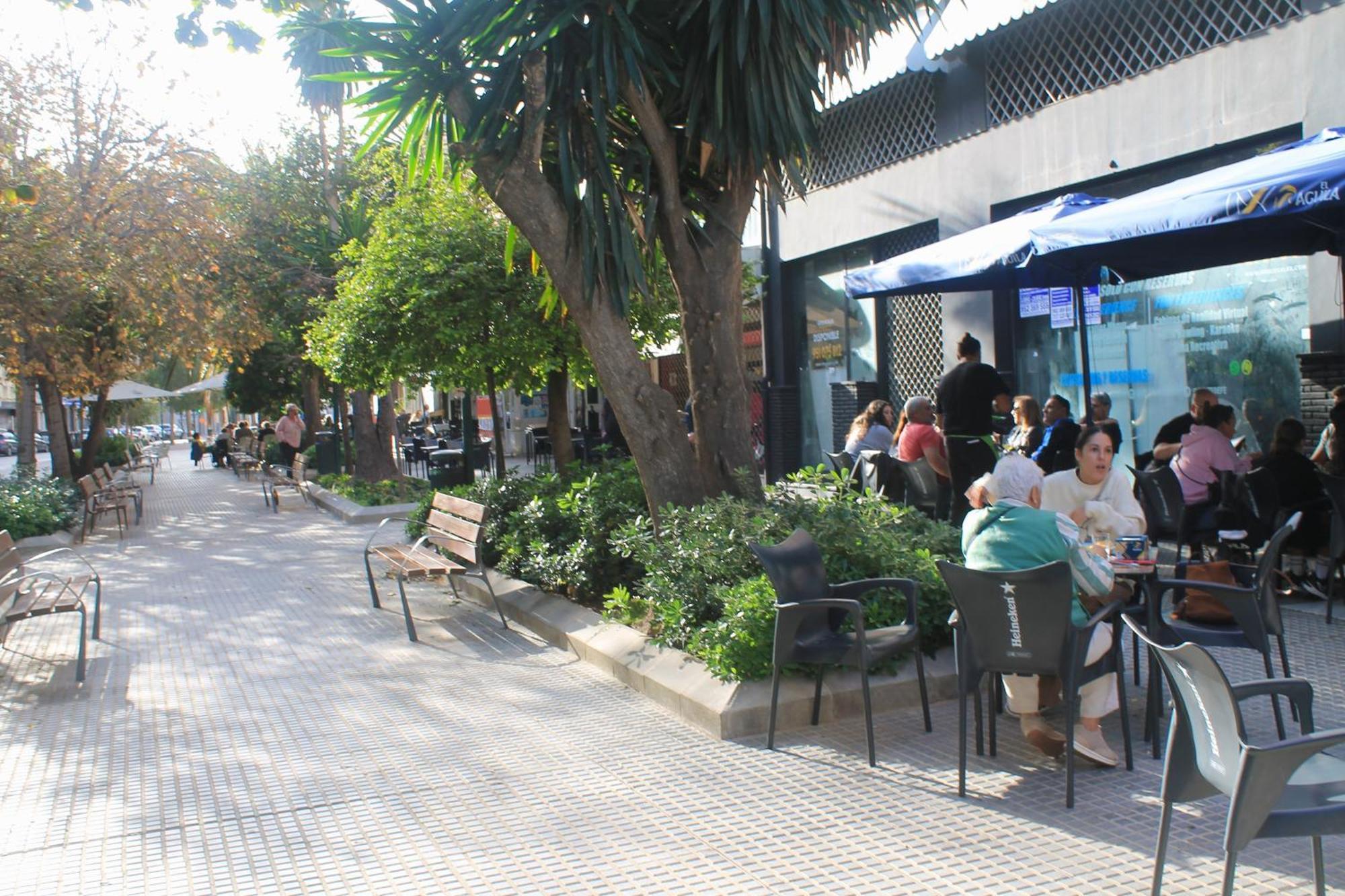 Fantastico Apartamento Junto A La Estacion Malaga Luaran gambar