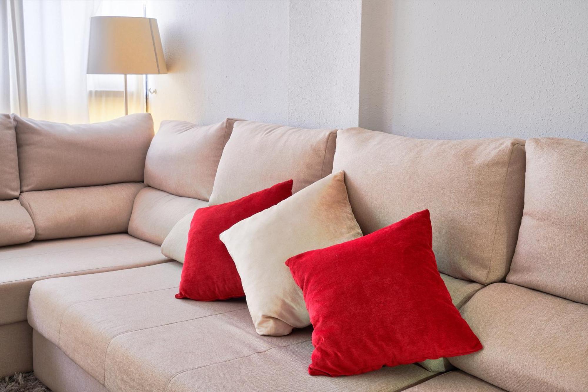 Fantastico Apartamento Junto A La Estacion Malaga Luaran gambar
