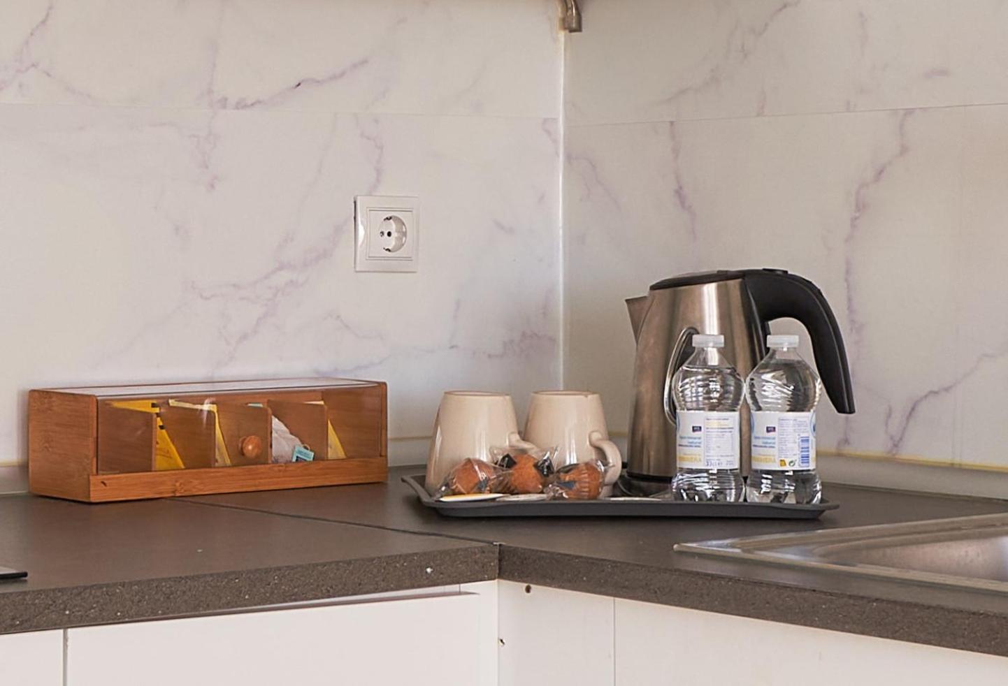 Fantastico Apartamento Junto A La Estacion Malaga Luaran gambar